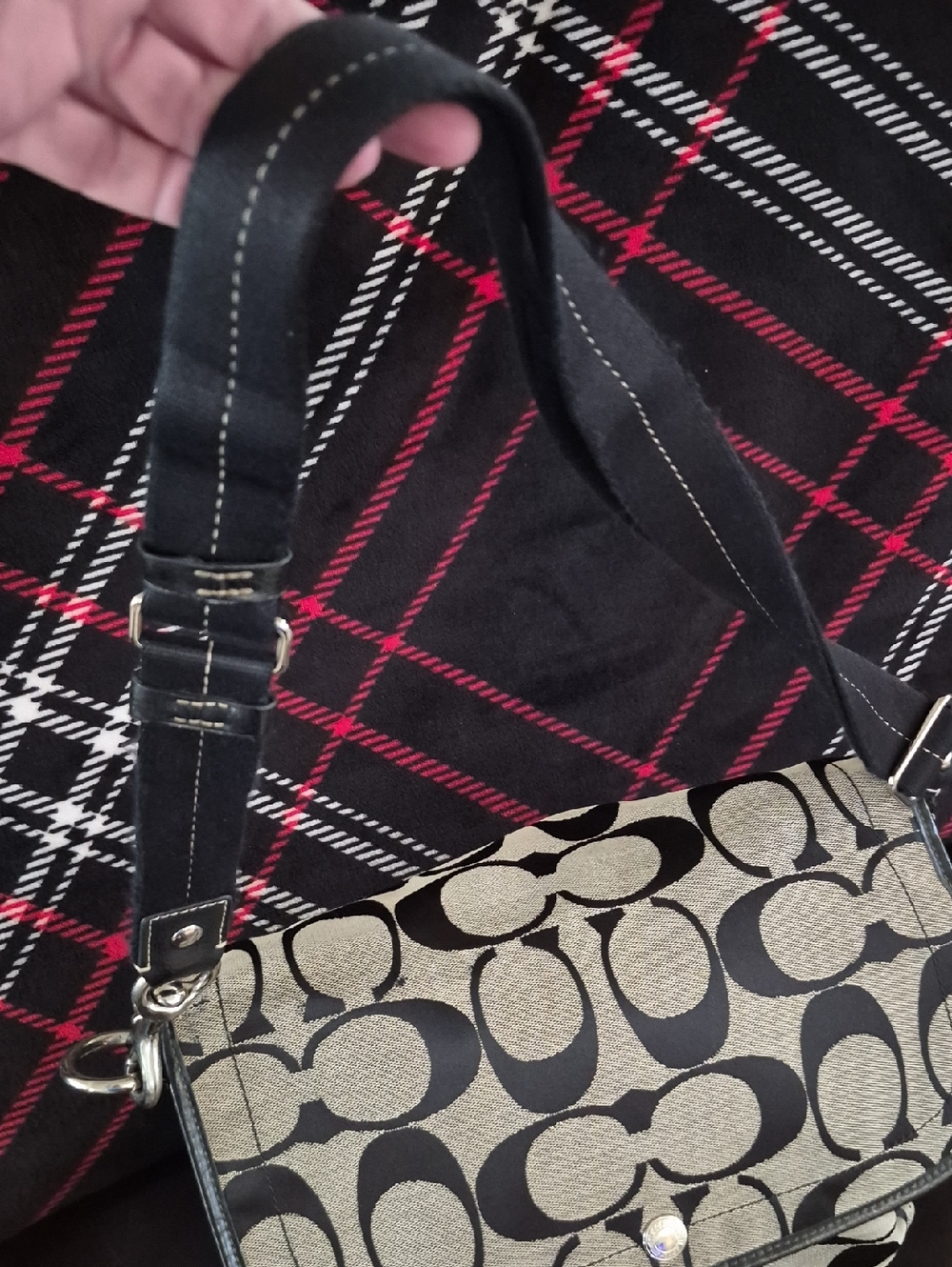 Coach Messanger Bag - Picture 6 of 15